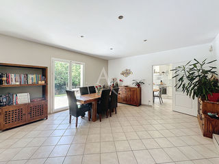  Maison � vendre 7 pi�ces 240 m�