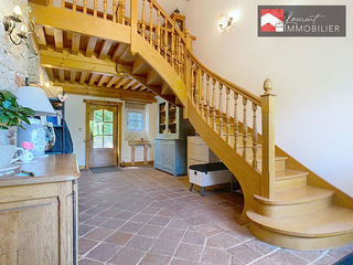  Maison � vendre 8 pi�ces 291 m�