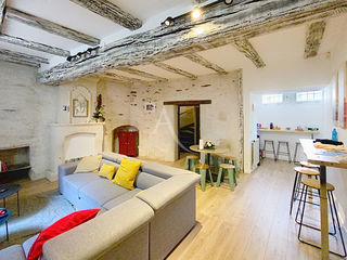  Immeuble � vendre 11 pi�ces 208 m�