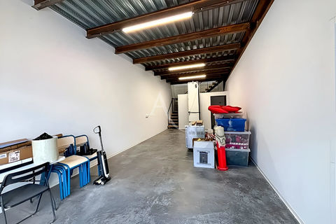 Locaux professionnels / commerciaux &agrave; louer - Vestric et Candiac 2200 30600 Vestric et candiac