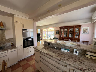  Maison � vendre 9 pi�ces 270 m�