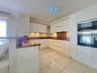  Appartement � vendre 4 pi�ces 120 m�