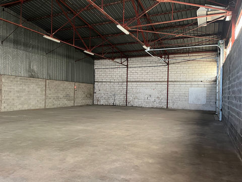 Local d'activit&eacute; 375m&sup2; - Secteur THISE / CHALEZEULE 1486 25220 Thise
