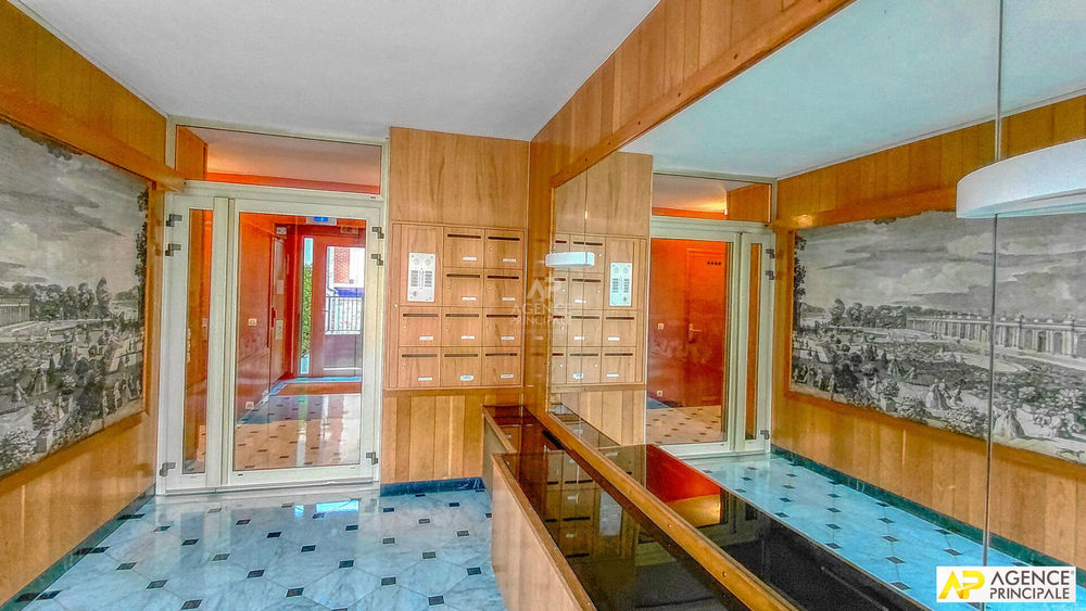 � vendre  Appartement Versailles (78000)