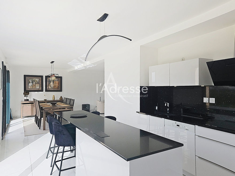 � vendre  Maison Bailly-Romainvilliers (77700)