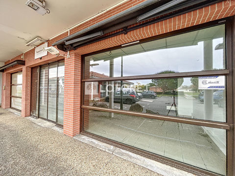   Local d'activit� La Magdelaine-sur-Tarn 143 m2 Maison - 1 pi�ce(s) - 143 m�