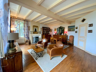  Maison � vendre 10 pi�ces 327 m�