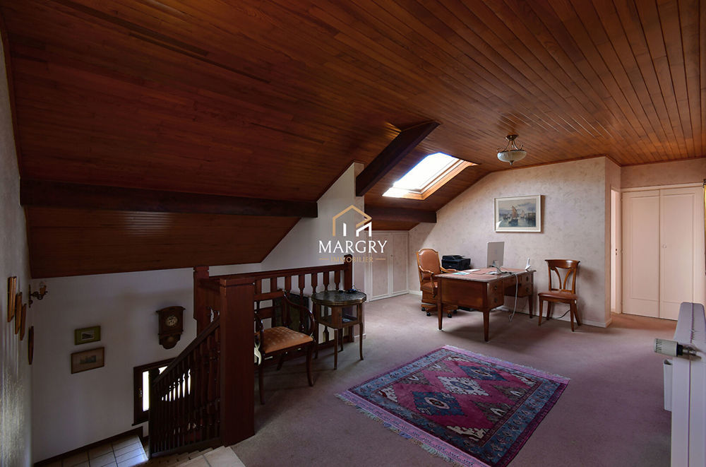 � vendre  Maison Grilly (01220)