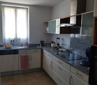  Appartement � louer 4 pi�ces 106 m�