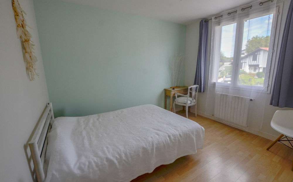 � vendre  Maison Gu�thary (64210)