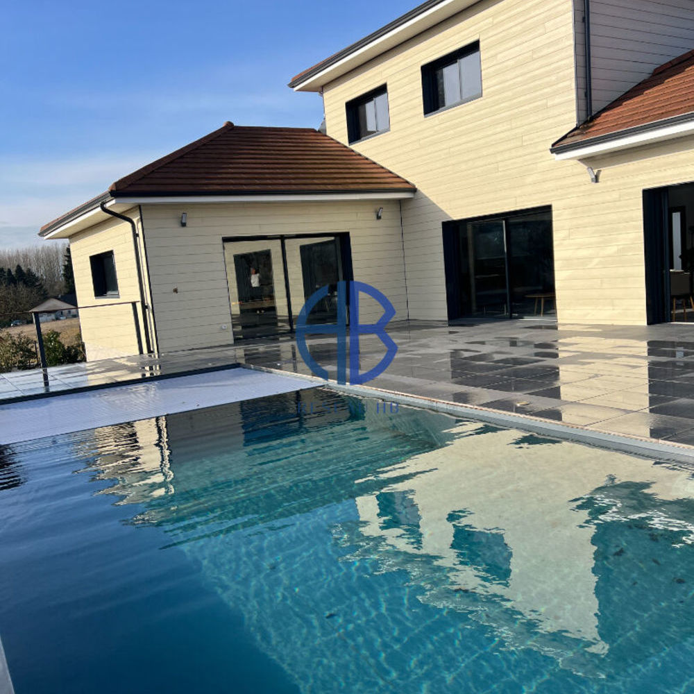 � vendre  Villa Br�gnier-Cordon (01300)