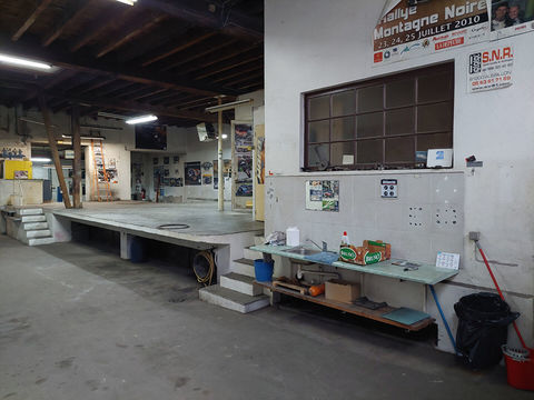 Entrep&ocirc;t / local industriel Mazamet 330 m2 134000 81200 Mazamet