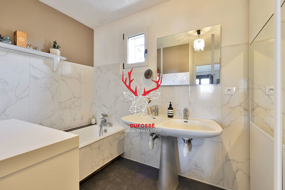 � vendre  Maison La Tour-de-Salvagny (69890)