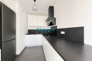  Appartement � vendre 4 pi�ces 82 m�