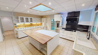  Maison � vendre 8 pi�ces 350 m�