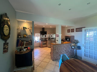  Maison � vendre 8 pi�ces 302 m�