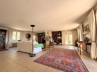  Maison � vendre 5 pi�ces 210 m�