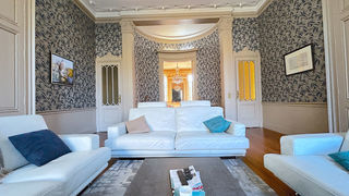  Immeuble � vendre 15 + pi�ces 758 m�