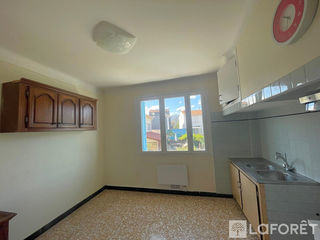  Appartement � louer 3 pi�ces 77 m�