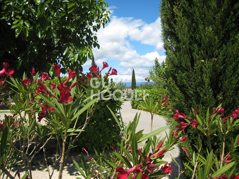 � vendre  Maison Villeneuve-de-Berg (07170)