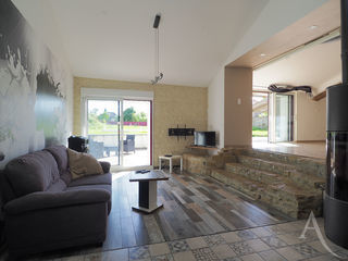  Maison � vendre 6 pi�ces 239 m�