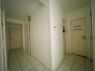  Appartement � vendre 5 pi�ces 84 m�