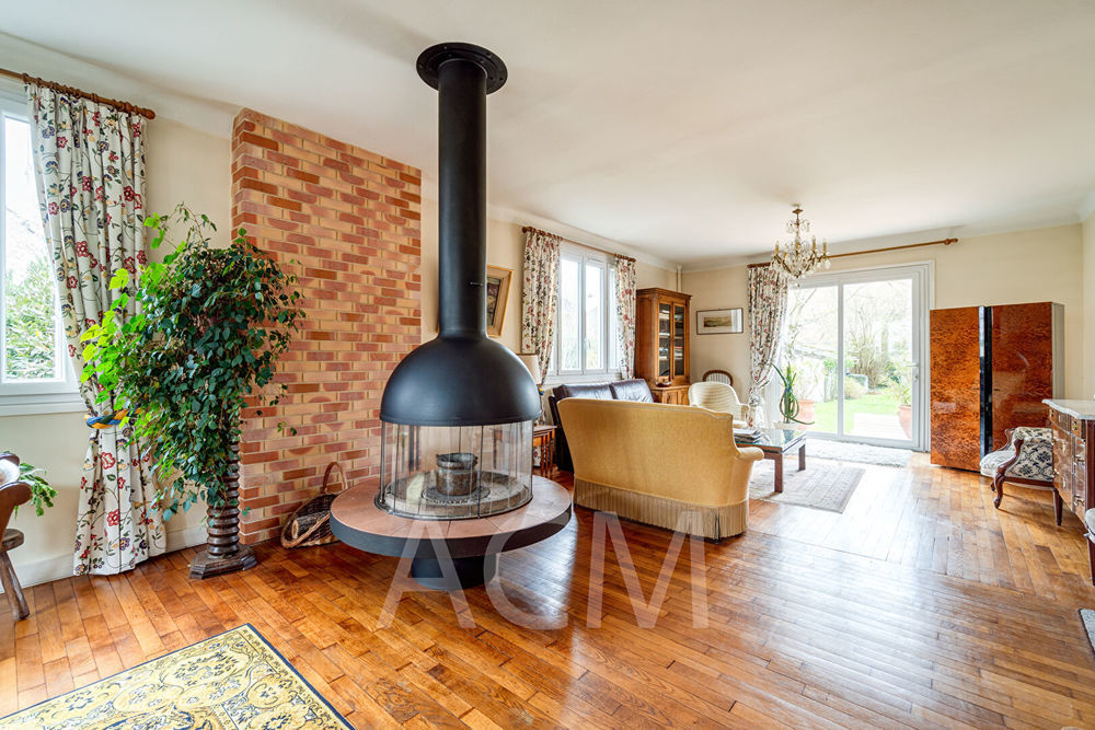 � vendre  Maison Le Mesnil-le-Roi (78600)