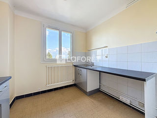  Appartement � louer 5 pi�ces 101 m�