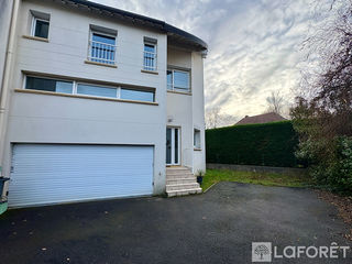  Maison � vendre 8 pi�ces 180 m�