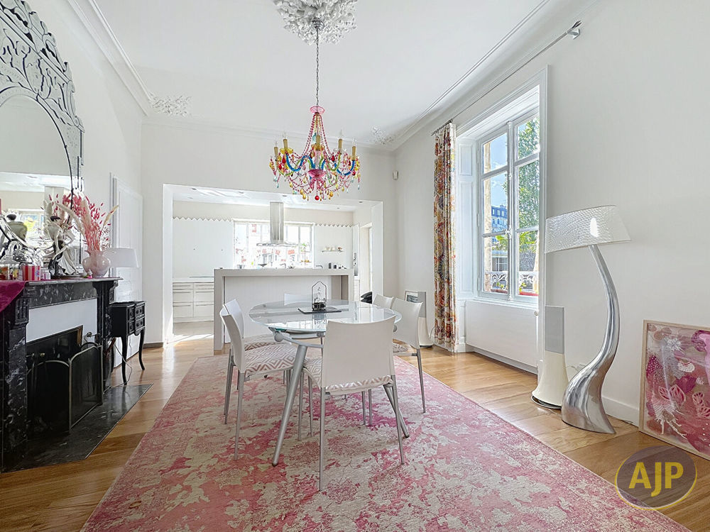 � vendre  Villa La Roche-sur-Yon (85000)