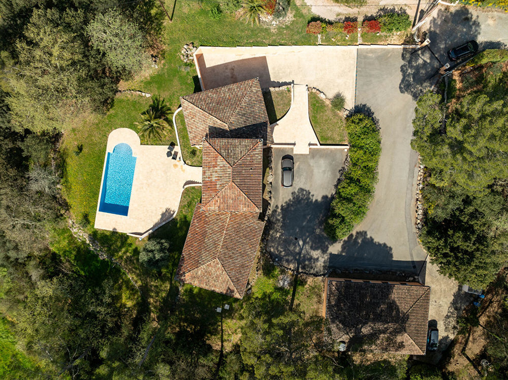 � vendre  Maison Le Cannet-des-Maures (83340)