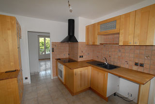  Appartement � louer 4 pi�ces 80 m�