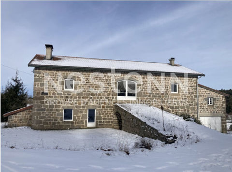   EXCLUSIVITE ! Ancienne ferme r�nov�e LAPTE - Nature et Authenticit� sur 2000 m2 de terrain Maison - 5 pi�ce(s) - 187 m�