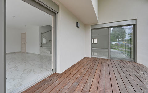  Maison � vendre 6 pi�ces 235 m�