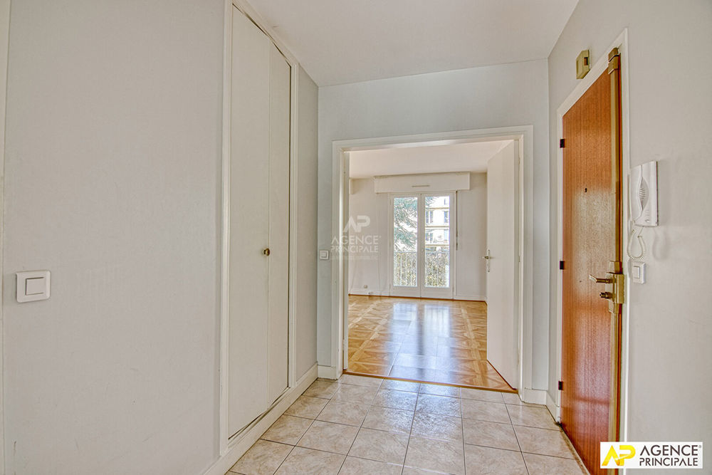 � vendre  Appartement Versailles (78000)