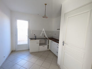  Appartement � vendre 3 pi�ces 79 m�