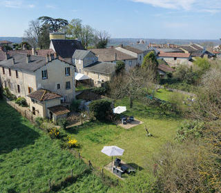  Maison � vendre 14 pi�ces 335 m�