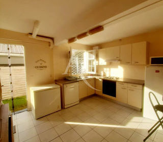  Appartement � louer 3 pi�ces 86 m�