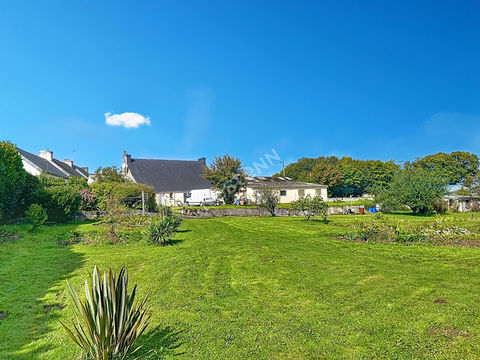   Maison vie de plain-pied, grand hangar, � vendre � Edern - R�f�rence 8709 Maison - 6 pi�ce(s) - 165 m�