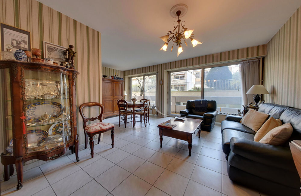 � vendre  Appartement Paris 11