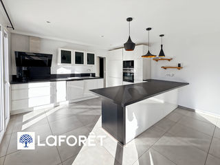  Maison � vendre 6 pi�ces 165 m�