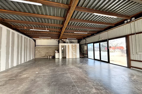 Locaux professionnels / commerciaux &agrave; louer - Vestric et Candiac 3200 30600 Vestric et candiac