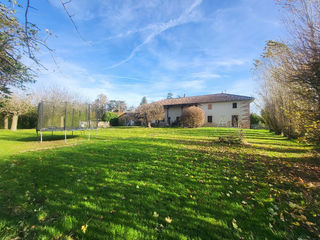  Maison � vendre 12 pi�ces 254 m�