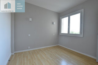  Appartement � louer 5 pi�ces 99 m�