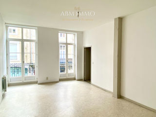  Immeuble � vendre 8 pi�ces 182 m�