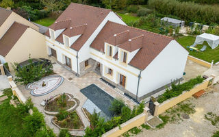  Maison � vendre 8 pi�ces 220 m�