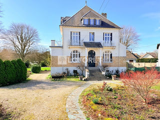  Villa � vendre 9 pi�ces 263 m�