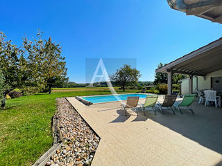  Maison � vendre 12 pi�ces 240 m�