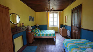  Maison � vendre 15 + pi�ces 380 m�