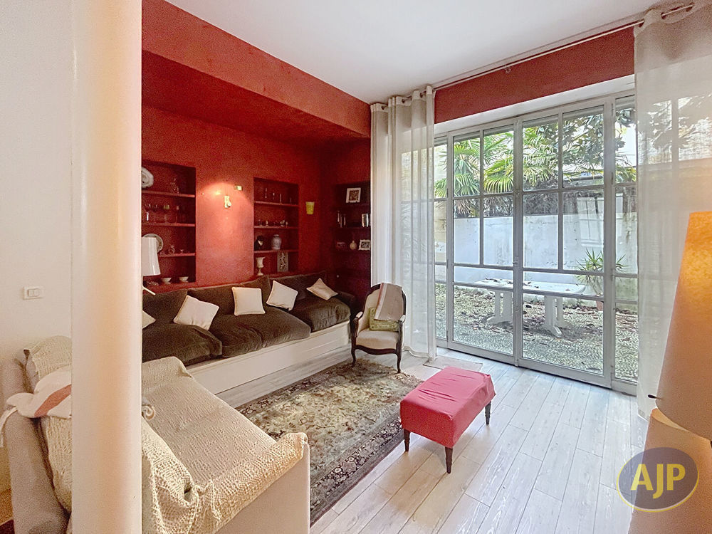 � vendre  Appartement Bordeaux (33000)